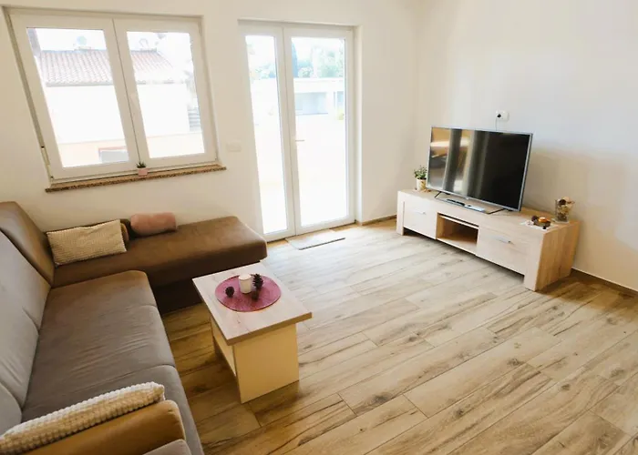 Apartmaji Valentina *
