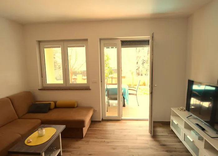 Apartmaji Valentina *