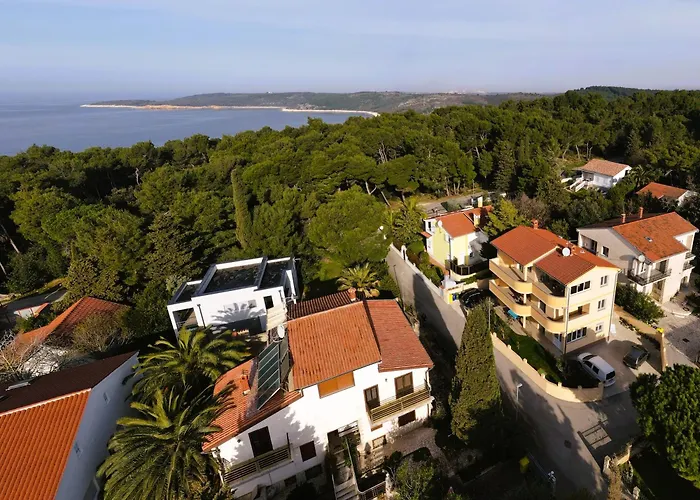 Apartmaji Valentina Daire *