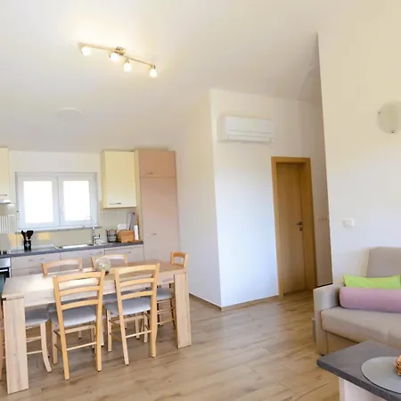 Apartment Apartmaji Valentina Premantura