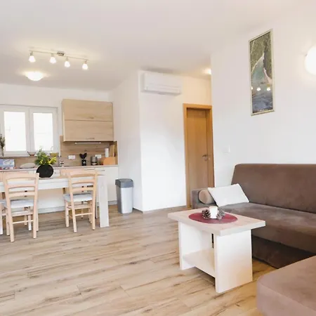 Appartamento Apartmaji Valentina