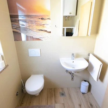 Apartmaji Valentina *