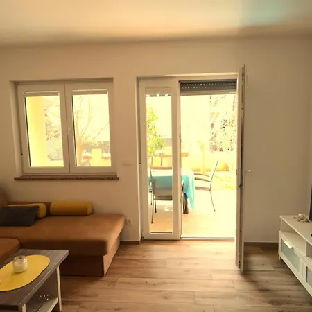 Apartmaji Valentina *