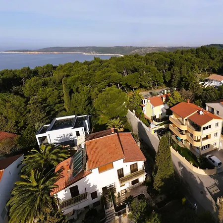 Apartmaji Valentina Daire *